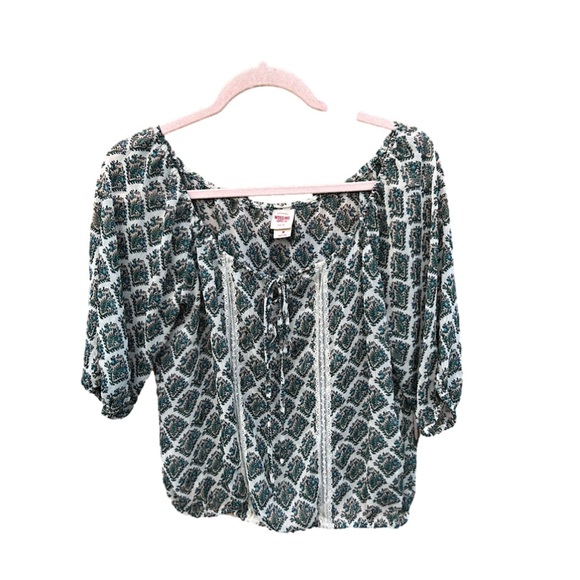 Sz M-Mossimo Supply Co sheer shirt with tie & lace accents - Picture 4 of 6